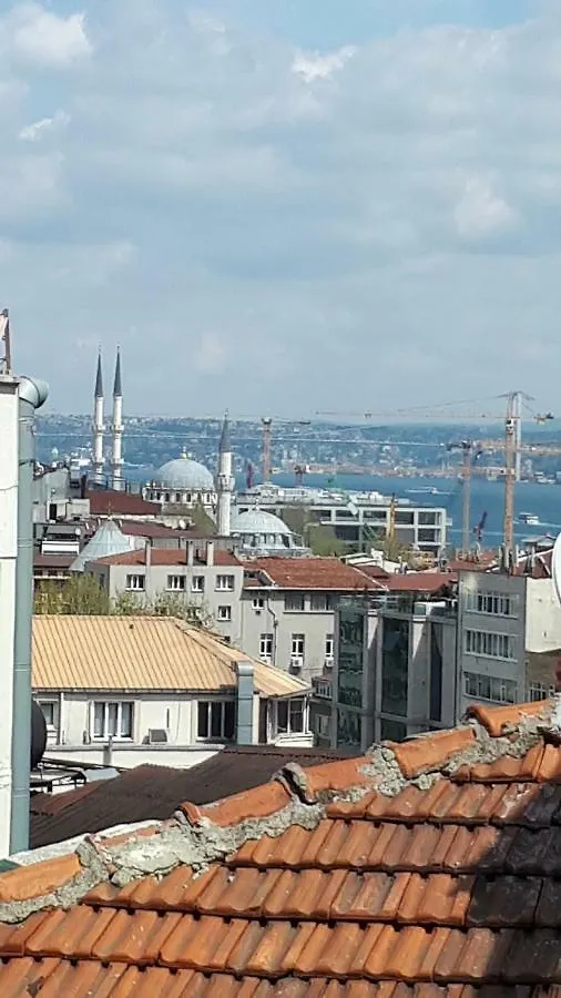 Galata Waterfall اسطنبول 0*,  تركيا